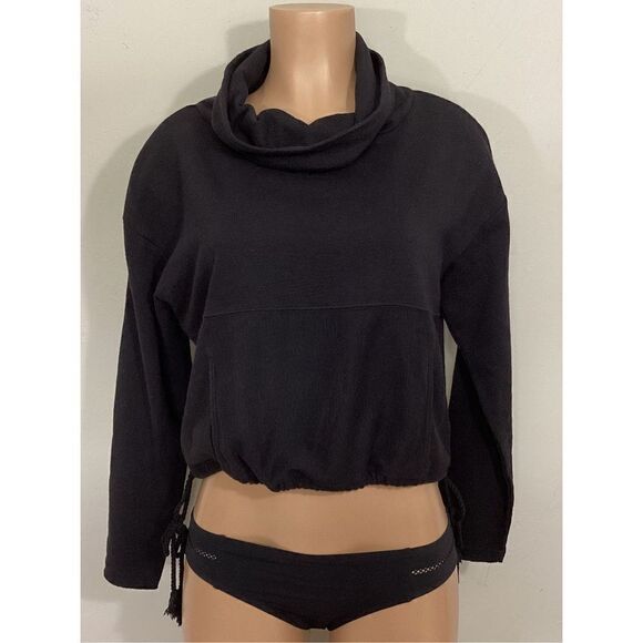 New. L*SPACE cropped sweatshirt. Retails $129. Small - Picture 2 of 13
